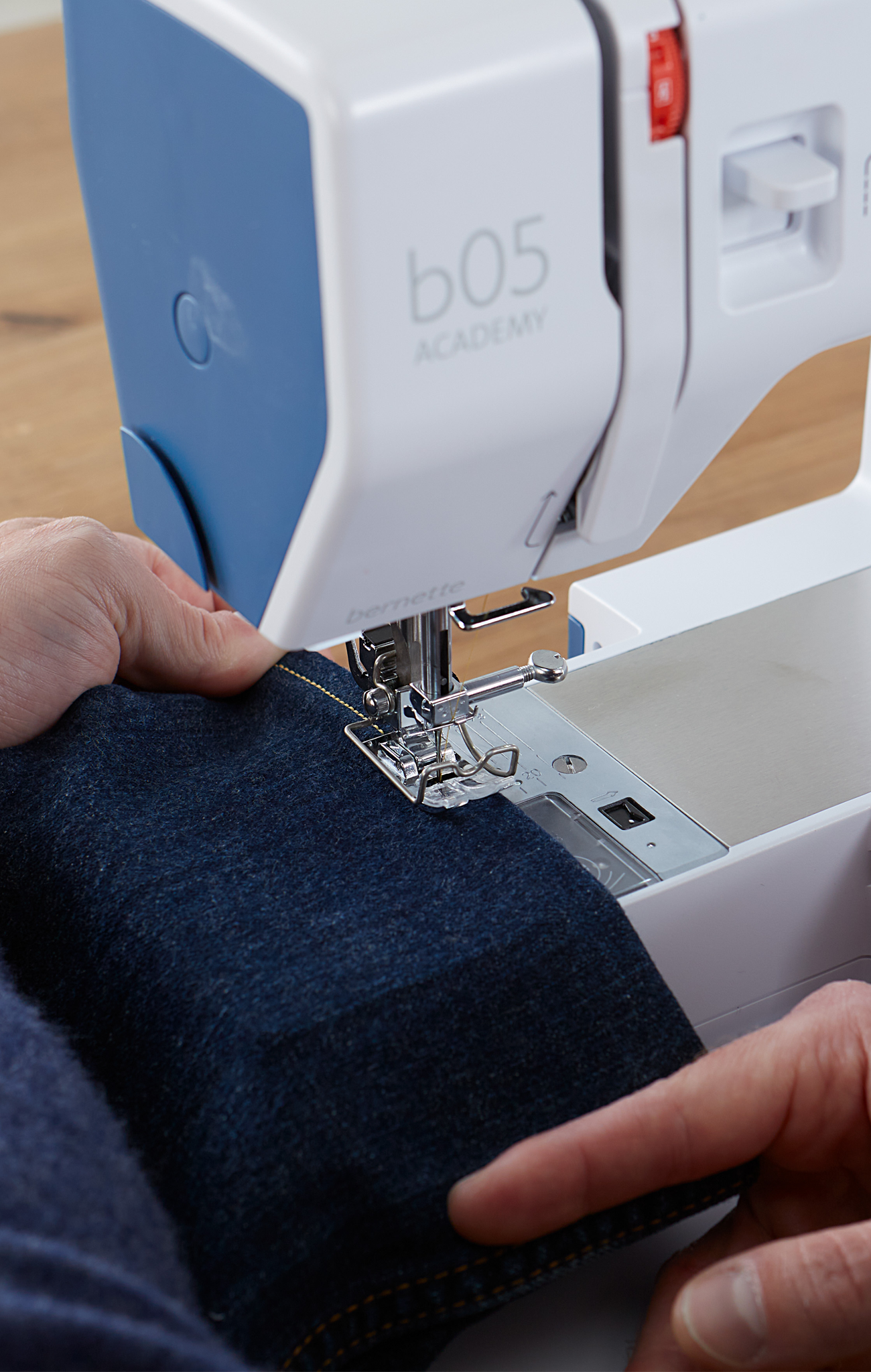 Bernette b05 – Academy Beginner-Friendly Sewing Machine